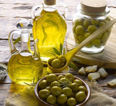 Узнайте правду! Насколько на самом деле полезно оливковое масло?