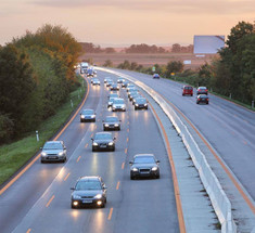 Умная дорога определяет скорость, вес и направление движения транспортного средства