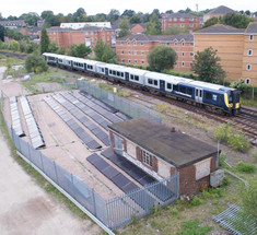 В Великобритании открыли первую железную дорогу, работающую на солнечной энергии