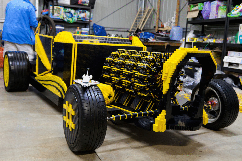 Из Lego собрали полнофункциональный автомобиль