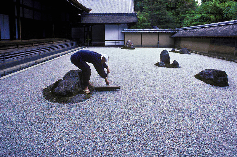 Сад 15 камней храма Рёандзи