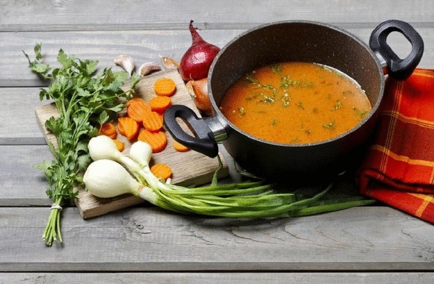  5 оригинальных рецептов весенних супов