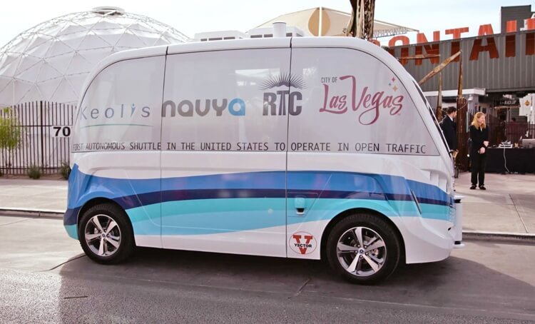 В Лас-Вегасе начинаются испытания самоуправляемых мини-автобусов