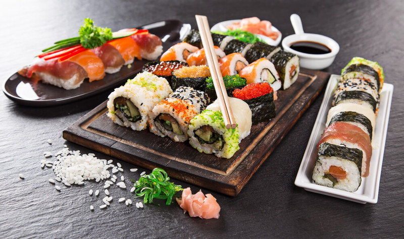 Опасные ингредиенты, скрытые в 8 популярных суши