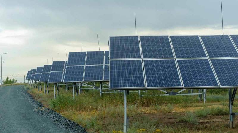 В Оренбургской области введена в эксплуатацию солнечная электростанция мощностью 25 МВт