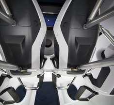 Капсула Dragon от SpaceX напоминает роскошный спортивный автомобиль