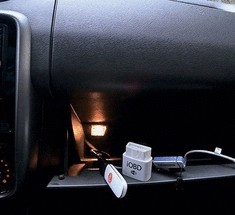 Новый материал позволит заряжать гаджеты от вибраций в бардачке авто