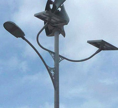 В Испании разработали новый уличный фонарь, работающий от солнца и ветра
