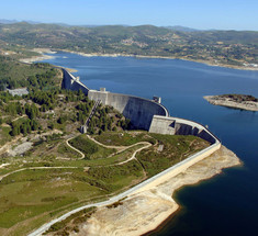 В Португалии открыли первую в мире гидро-солнечную электростанцию