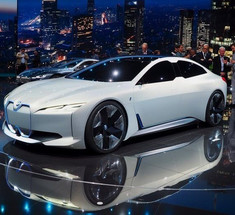 Электромобиль BMW i4 выходит в серию, его прообраз - концепт iVision Dynamics