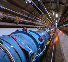 Большой адронный коллайдер ускорил первые атомы