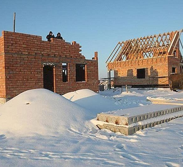 строительство дома в зимний период