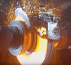 Суровые испытания 3D-напечатанного тормозного суппорта Bugatt
