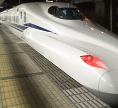 Японский поезд, развивающий скорость 360 км/ч, также переходит на аккумуляторное питание