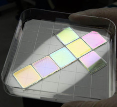 Исследователи разрабатывают экологически чистые цветные тонкопленочные солнечные элементы