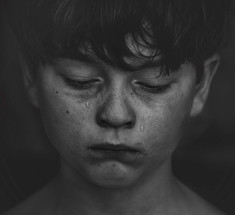 10 вещей, которые нужно сказать плачущему ребенку