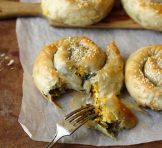 Улитка со шпинатом — быстрый и простой рецепт