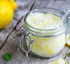 Как приготовить лимонный скраб для кожи