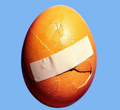 Упражнение «Яйцо травмы»: Узнайте как воспоминания влияют на нашу жизнь сегодня