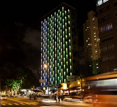 Необычный LED-фасад  отеля в Сан-Паулу 