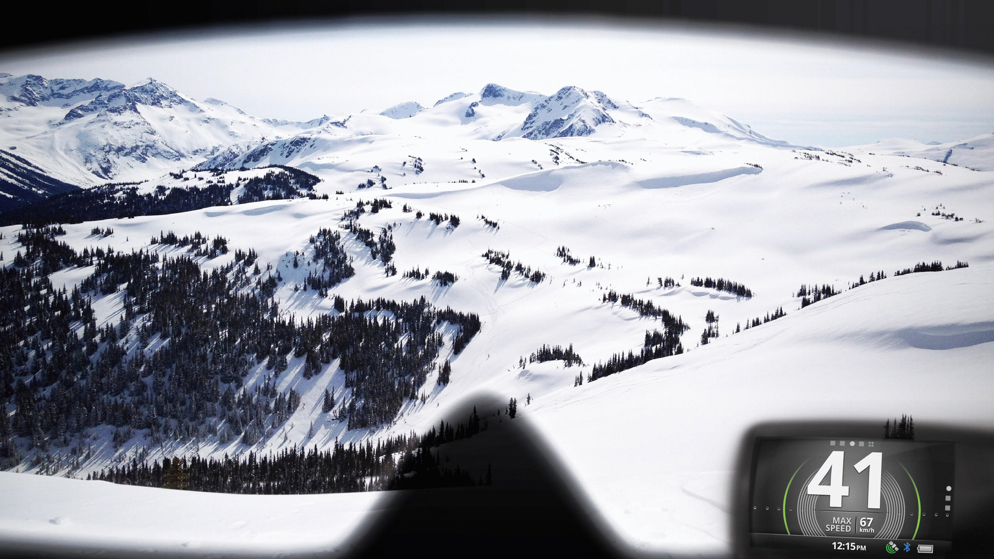 Достойный конкурент Google Glass сделали для сноубордистов и лыжников 