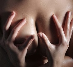 Ученые призывают массажировать женскую грудь для профилактики рака