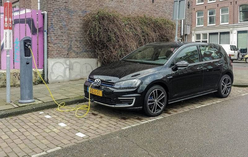 Электротранспорт в Голландии
