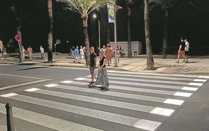  Первый в Испании «умный» пешеходный переход