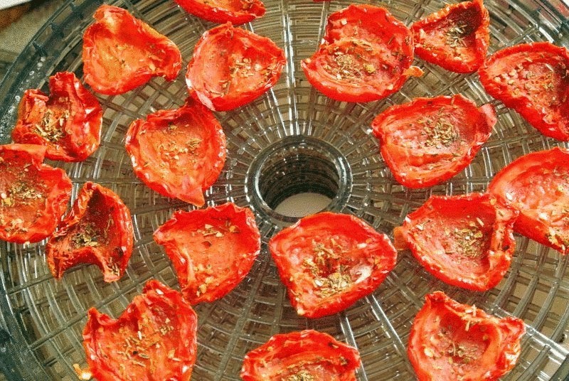 Итальянская закуска— вяленые помидоры