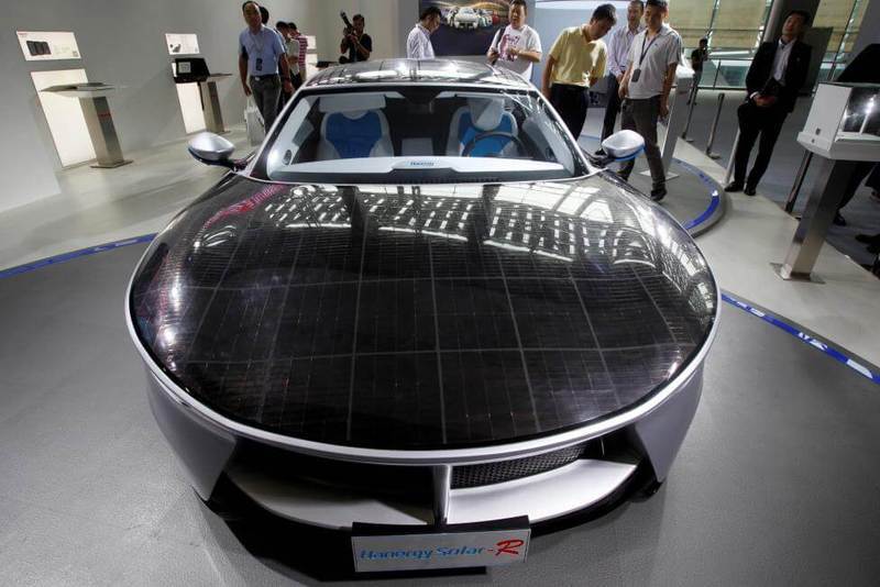 В Китае показали первый автомобиль на солнечных батареях