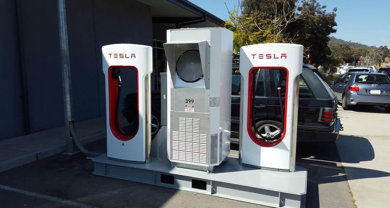 Зарядные станции Tesla Supercharger V3 превзойдут по мощности текущее поколение минимум в 3 раза