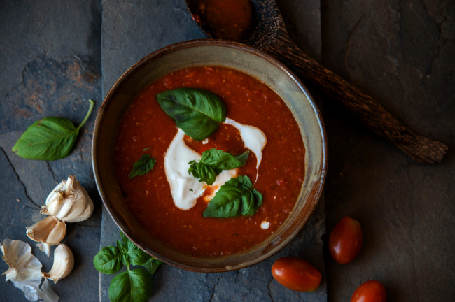 От самых простых до изысканных: 5 оригинальных томатных супов со всего мира