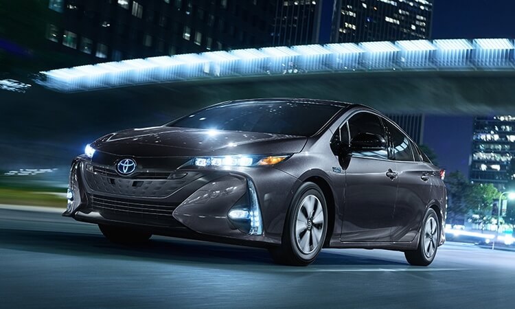 Toyota предложит потребителям несколько типов «зелёных» автомобилей