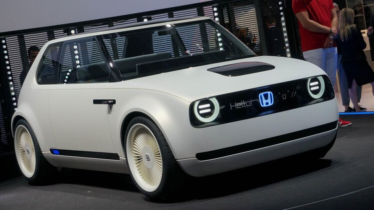 Электрокар в ретро-стиле Honda Urban EV поступит в продажу в 2019 году