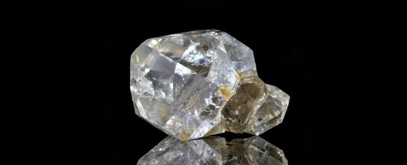 Ученые создали гибкий алмаз