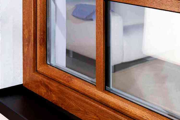 Деревянные окна со стеклопакетом: Как правильно ухаживать 