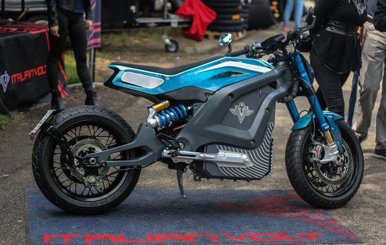 Italian Volt представила новый электромотоцикл на шоу Monza Reunion
