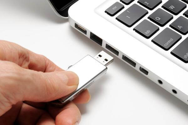 USB-накопители представляют серьезную опасность
