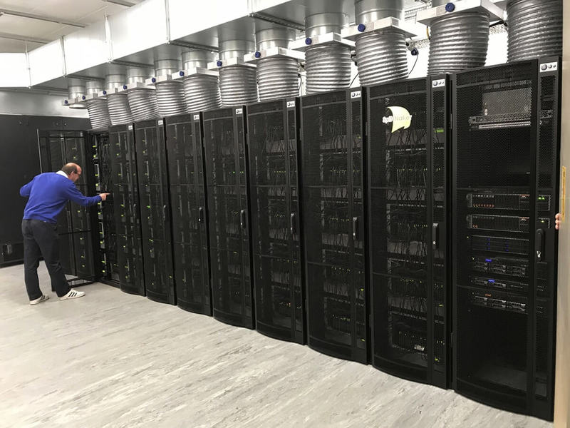 Британский суперкомпьютер «Майкл» разработает новые аккумуляторы