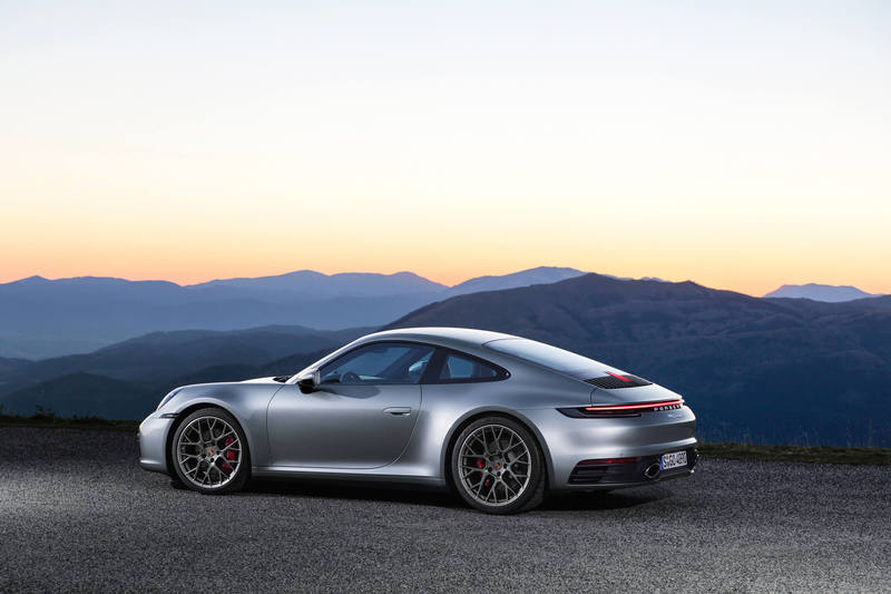 Гибридный Porsche 911: новая информация