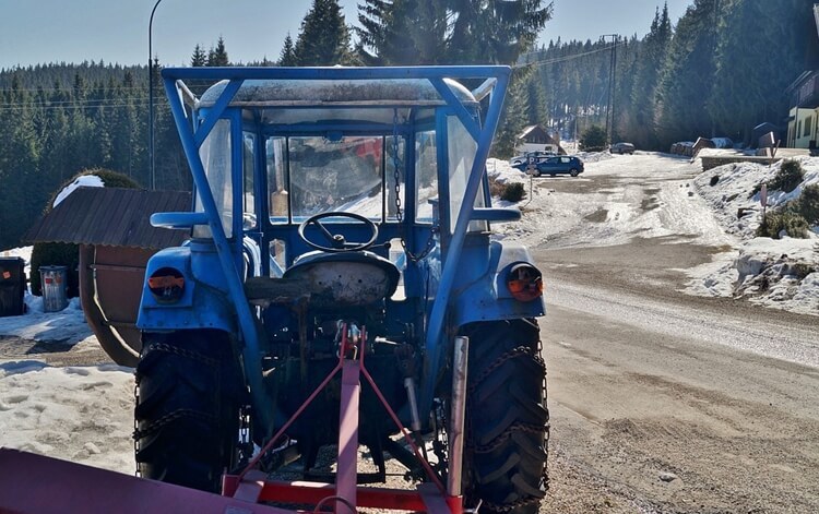 В России начаты испытания роботизированных снегоуборочных машин