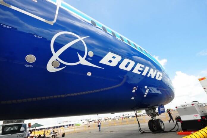 Прототип пассажирского воздушного судна Boeing NeXt совершил первый полет