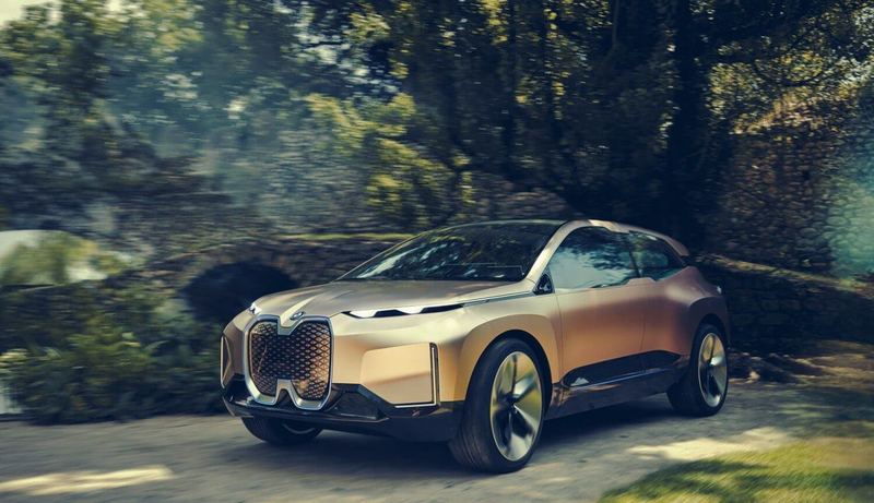 С автомобилями BMW можно будет общаться «как с друзьями»