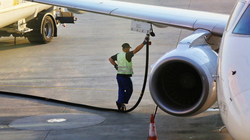 Зеленые водоросли, биоотходы и электричество: чем заменят керосин в пассажирских самолетах