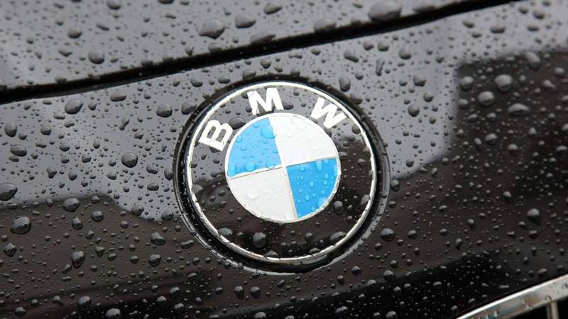 У BMW появились умеренные гибриды