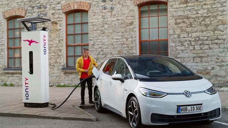 Volkswagen инвестирует 450 миллионов евро в производство литий-ионных аккумуляторов
