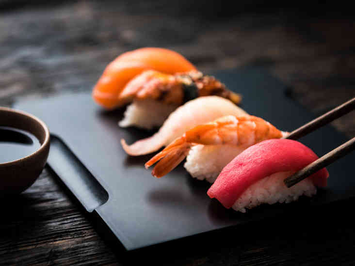 Что необходимо знать любителям суши и сырой рыбы 
