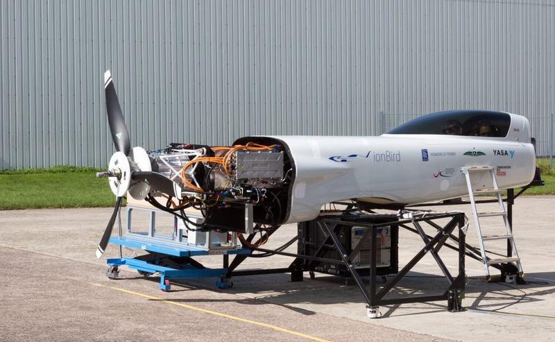 Rolls-Royce завершил испытания технологии самолета, которая побьет рекорд скорости на электричестве