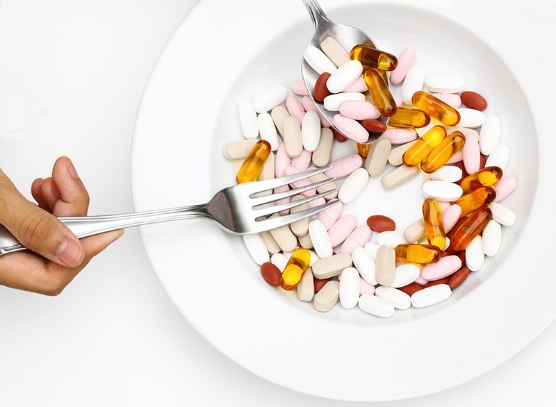 Как принимать витамин Д, Омегу-3 и железо, чтобы извлечь из них пользу, а не вред?