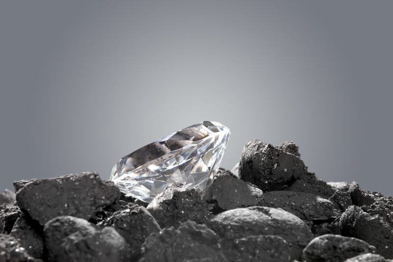 Самое прочное стекло в мире может поцарапать поверхность алмаза